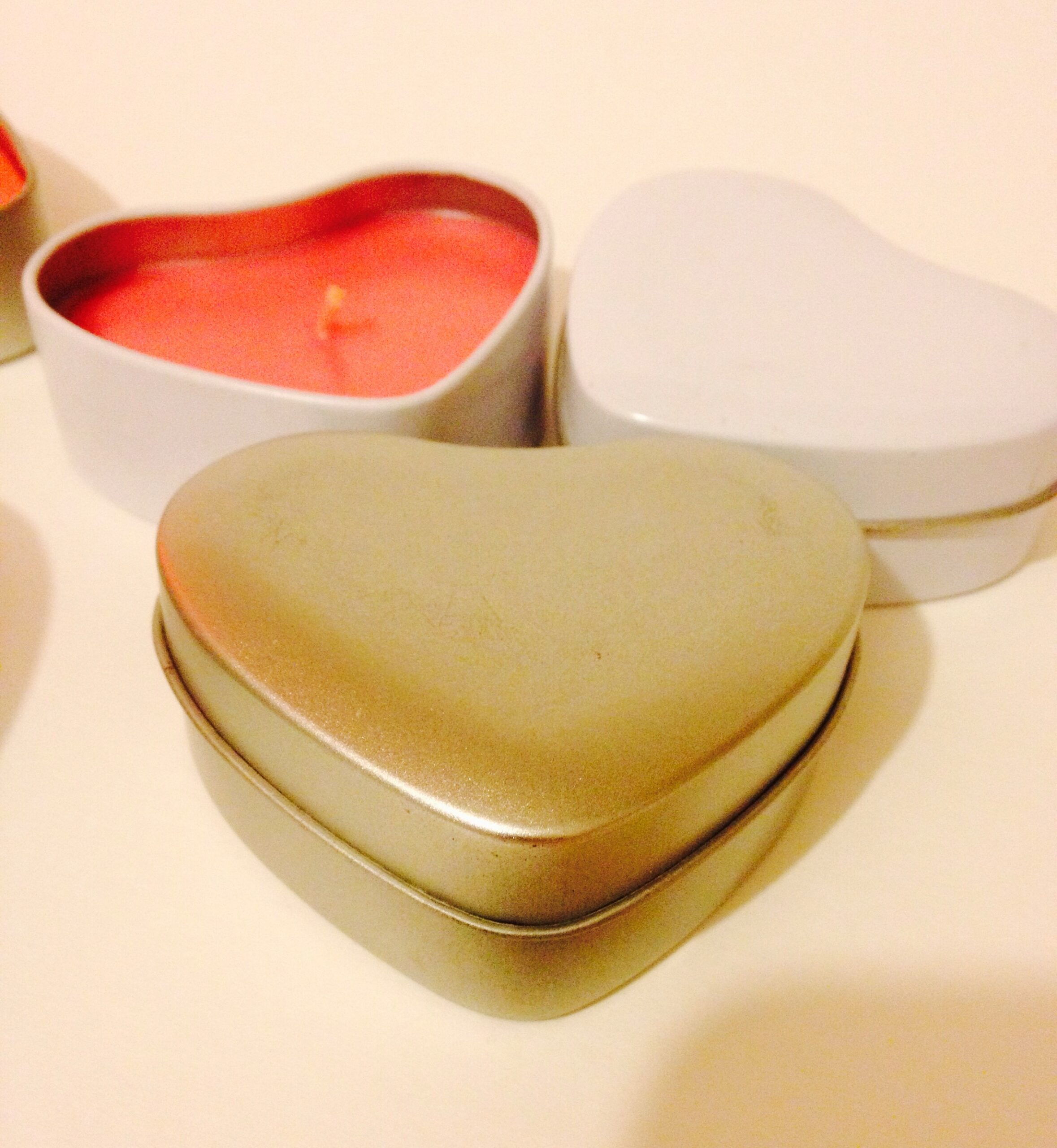 Gauci Large Heart Tin 120g - Image 2